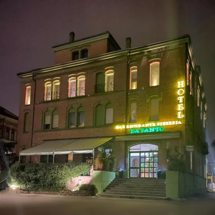 Da Santo Hotel Ristorante Pizzeria Феррара Экстерьер фото